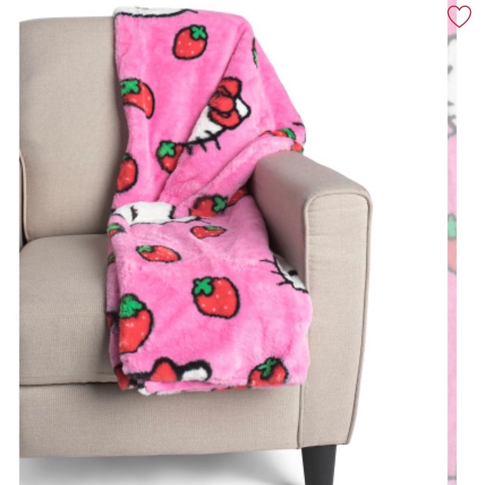 Hello kitty blanket
